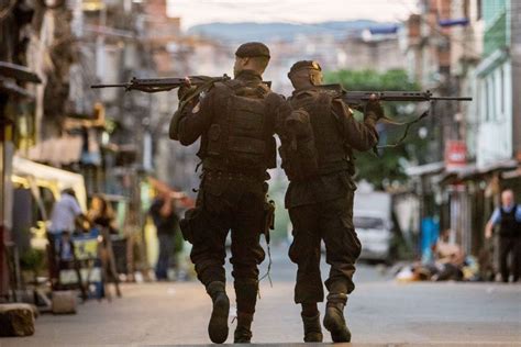 A ocupação da Maré | Fotogaleria | Política | Edição Brasil no EL PAÍS ...