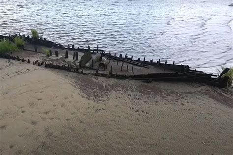 Video Lets You Explore Beached Shipwreck In Cumberland County, NJ