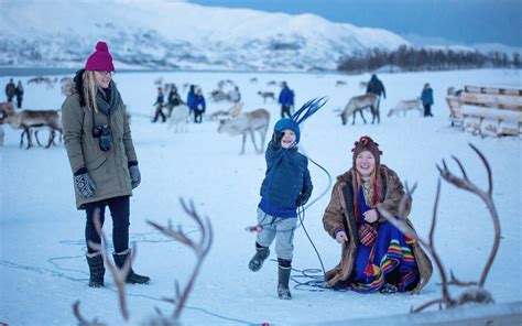 Sami Reindeer Experience | Chasing Lights