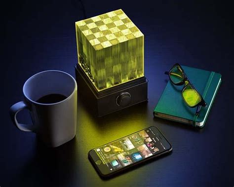 SuperNova Light Cube LED Bluetooth Speaker | Gadgetsin