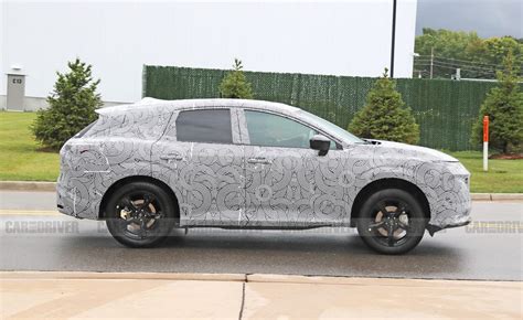 2025 Nissan Murano SUV's New Design Spotted, and It Looks Sharp