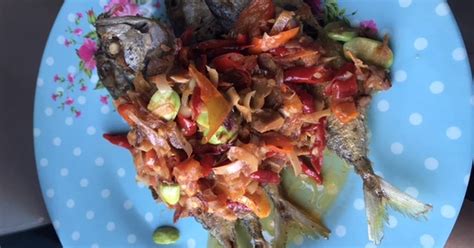 Resep Ikan Kembung Sambal Kecombrang oleh Mila Tarigan - Cookpad