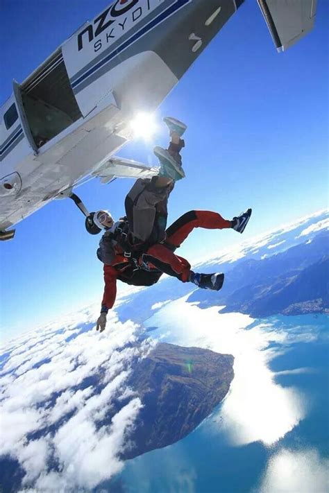 Skydiving Extreme Travel, Hd Nature Wallpapers, Clear Blue Sky ...