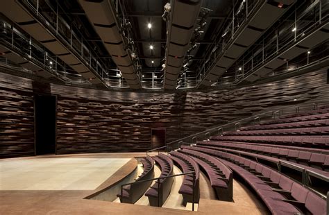 Interior of the Kogod Cradle, photo by Nic Lehoux courtesy of Bing Thom Architects.