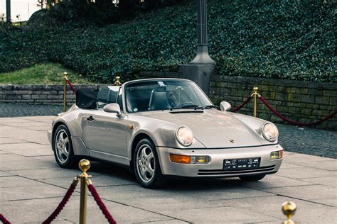 Porsche 911 Carrera 2 Cabriolet (Turbo-Look) (964) (1992 - 1993)