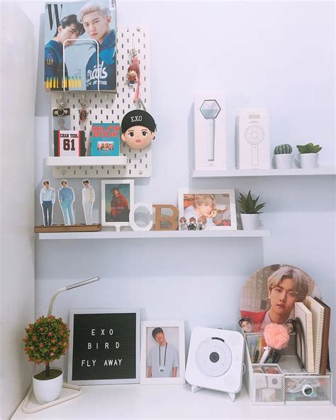 Bedroom Decor Wall Grid Aesthetic - pic-dink