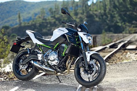 KAWASAKI Z650 (2017-2019) Review | Speed, Specs & Prices | MCN