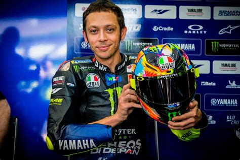 7-Time MotoGP Champ Valentino Rossi Shows Off Freehand-Designed AGV Pista GP R Helmet