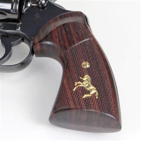 Python East Indian Rosewood Classic Grips Material Grade Regular Screw Brass Medallions Rampant ...