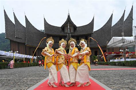 Minangkabau art and culture festival | Arab News