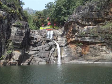 List Of 30 Waterfalls In Maharashtra That You Must Visit