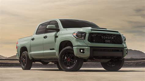 2021 Toyota Tundra Buyer's Guide: Reviews, Specs, Comparisons