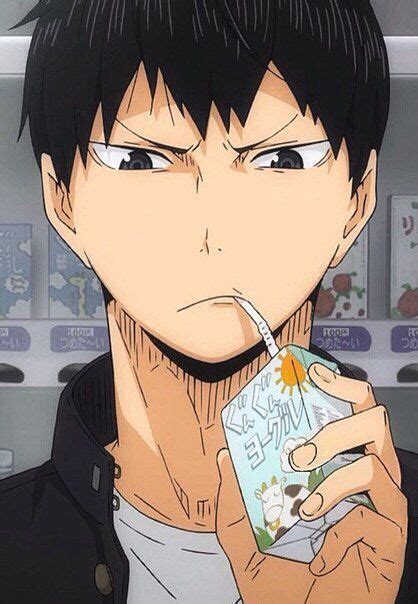 Kageyama Tobio el único que se ve bien badass tomando lechita XD Haikyuu Kageyama, Manga Haikyuu ...