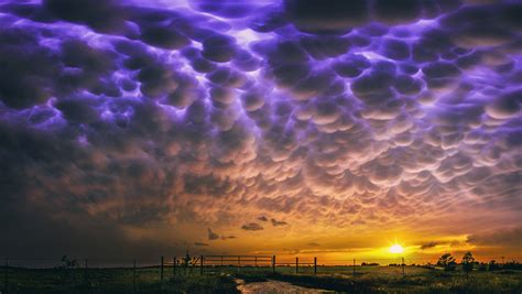 Higgins Storm Chasing | Mammatus Clouds