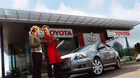 9 out of 10 customers would recommend a Toyota Service | Toyota Service