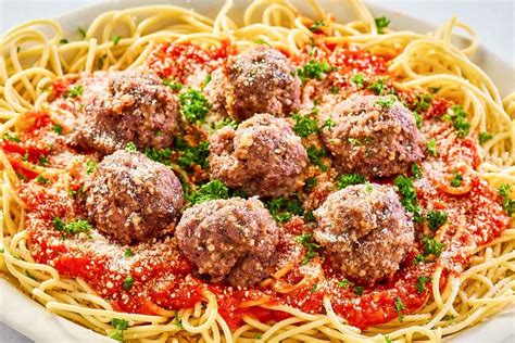 Olive Garden Spaghetti and Meatballs - CopyKat Recipes