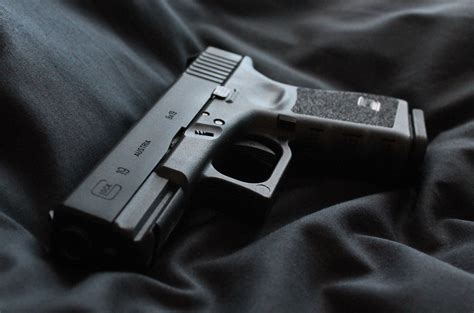 🔥 [74+] Glock Wallpapers | WallpaperSafari