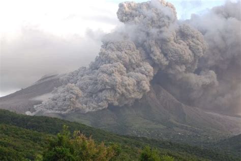 Caribbean Volcanoes | The UWI Seismic Research Centre