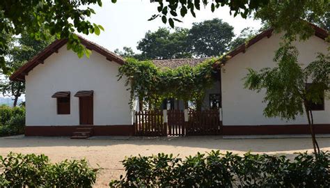 Sabarmati Ashram 2022: Know All About This Historical Wonder