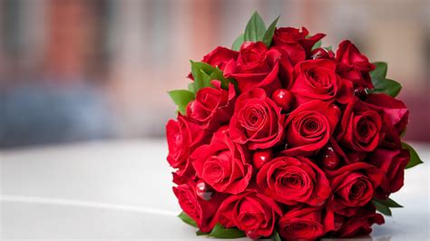 Bouquet Red Roses Flowers Blur Background HD Flowers Wallpapers | HD ...