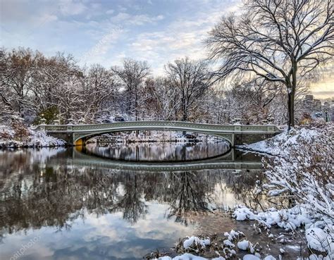 Bow bridge Central Park — Stock Photo © johnanderson #188447903