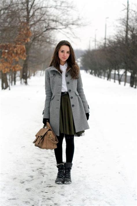 Every one love these modest winter outfits, Winter clothing | Snowing Outfit | Snow Outfit Ideas ...