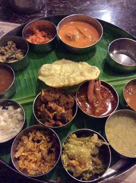 Onam Festival in Kerala: How Onasadhya is plated and eaten on a banana leaf - India News | The ...