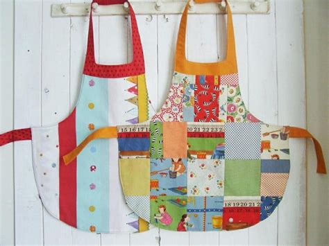 20+ Free Apron Patterns To Sew Now - AppleGreen Cottage