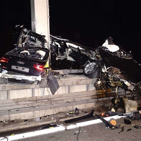 68 year old driver killed after his Audi RS6 ramps off of the back of a semi truck and gets ...