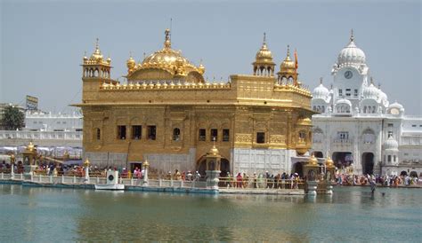 Golden Temple Amritsar at a glance - Top Tourist