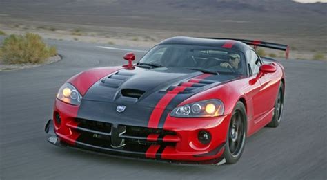 Dodge Viper V12