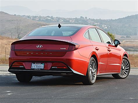 2021 Hyundai Sonata Hybrid Review