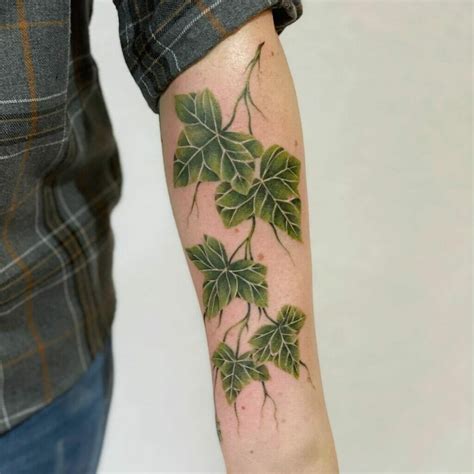 101 Best Ivy Tattoo Ideas You Have To See To Believe!