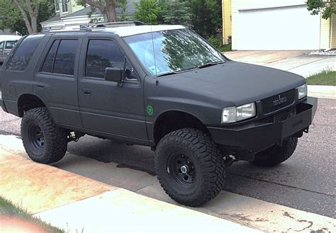 Isuzu Rodeo after I got my homemade bumper back from powder coat Nissan Trucks, 4x4 Trucks, Tt ...