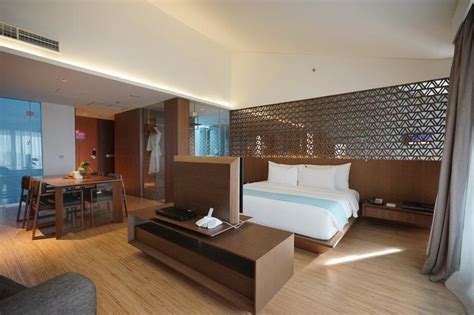 IZE Hotel Seminyak in Bali - Room Deals, Photos & Reviews