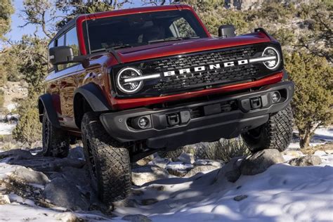 2025 Ford Bronco Release Date, Price, Spec And Features [Update] - EVsBuzz.com