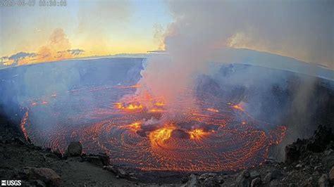 Hawaii's Mount Kilauea volcano has erupted again. Watch it live : NPR