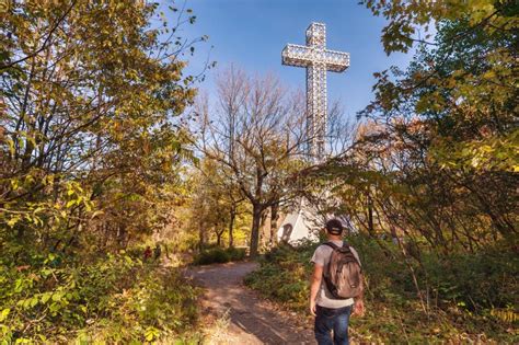 Montreal Mont-Royal Cross with Fall Foliage Colours Editorial Stock Photo - Image of mount ...