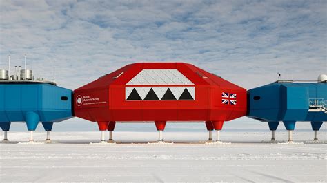 Halley VI British Antarctic Research Station | Hugh Broughton Architects