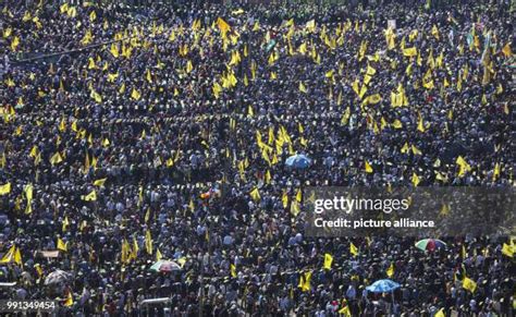 Fatah Flags Photos and Premium High Res Pictures - Getty Images