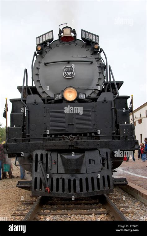 Close view of historic Challenger locomotive steam engine Stock Photo - Alamy