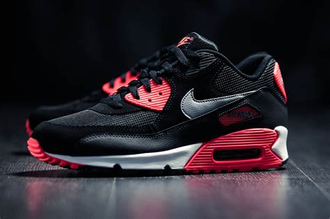 Nike Air Max 90 Essential "Infrared" | HYPEBEAST