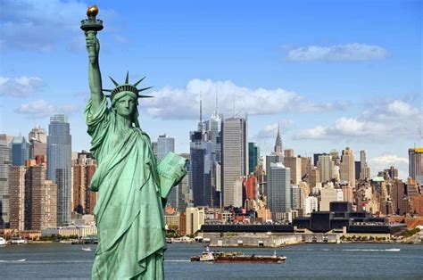 20 USA Landmarks and Monuments For Your Bucket List In 2024