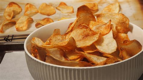 SHOP 'n SAVE - Recipe: Crispy Potato Chips