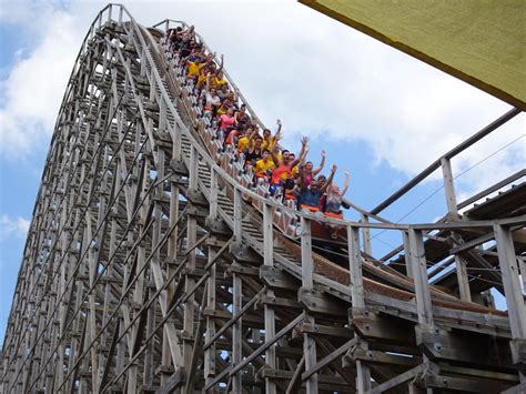 Top 10 Best Wooden Roller Coasters in America