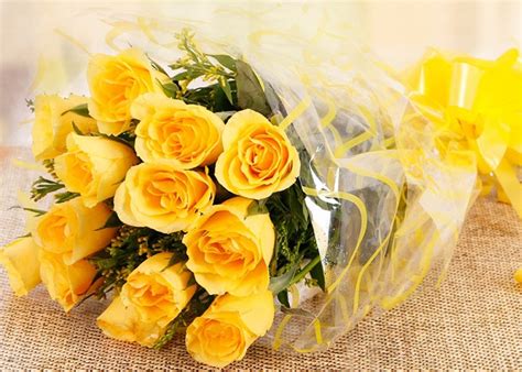 Yellow Rose Bouquet – Flowers & More