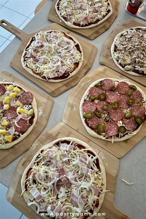 Best Pizza Toppings for Homemade Pizza - The Pantry Mama