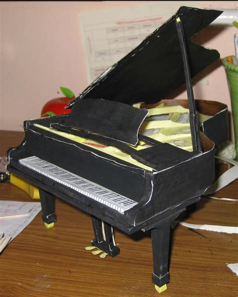 Piano Papercraft by thanxforthefish on DeviantArt