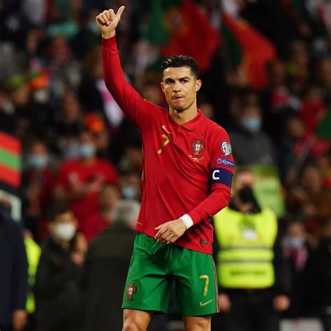 Top 69+ imagen cristiano ronaldo but portugal - fr.thptnganamst.edu.vn