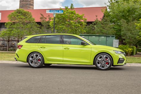 2024 Skoda Octavia RS review - Bliolm.com